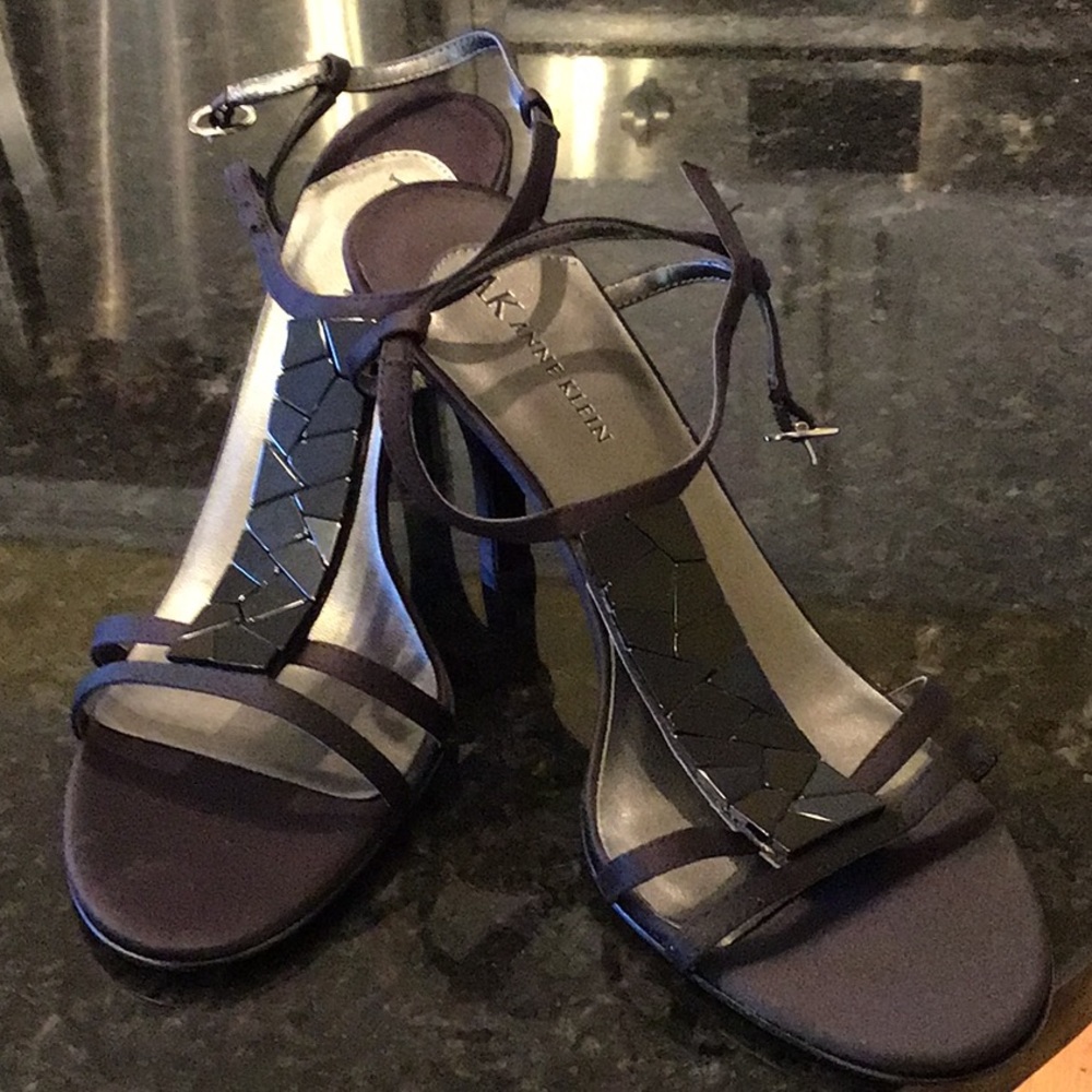 Women’s shoes